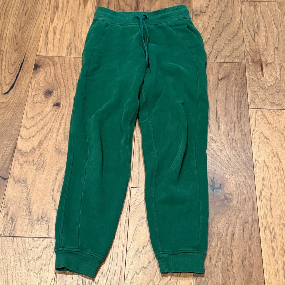 Lululemon Scuba High-Rise Jogger Green Cotton Fleece Sweatpants Size 2